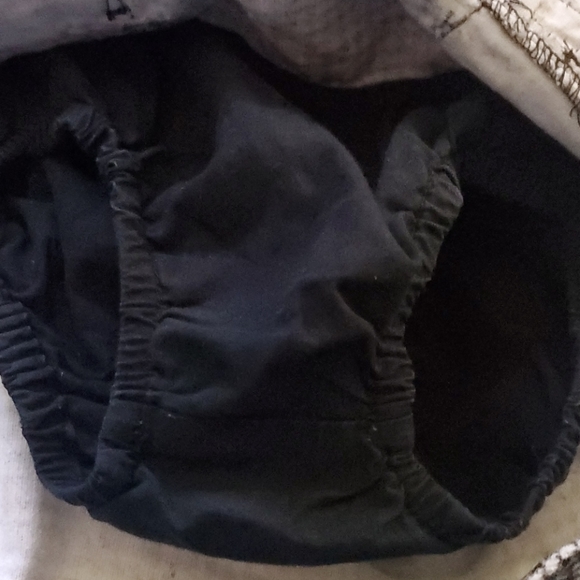 Baby girls 6-12mons B&W checkered 8"skirt - Picture 6 of 6